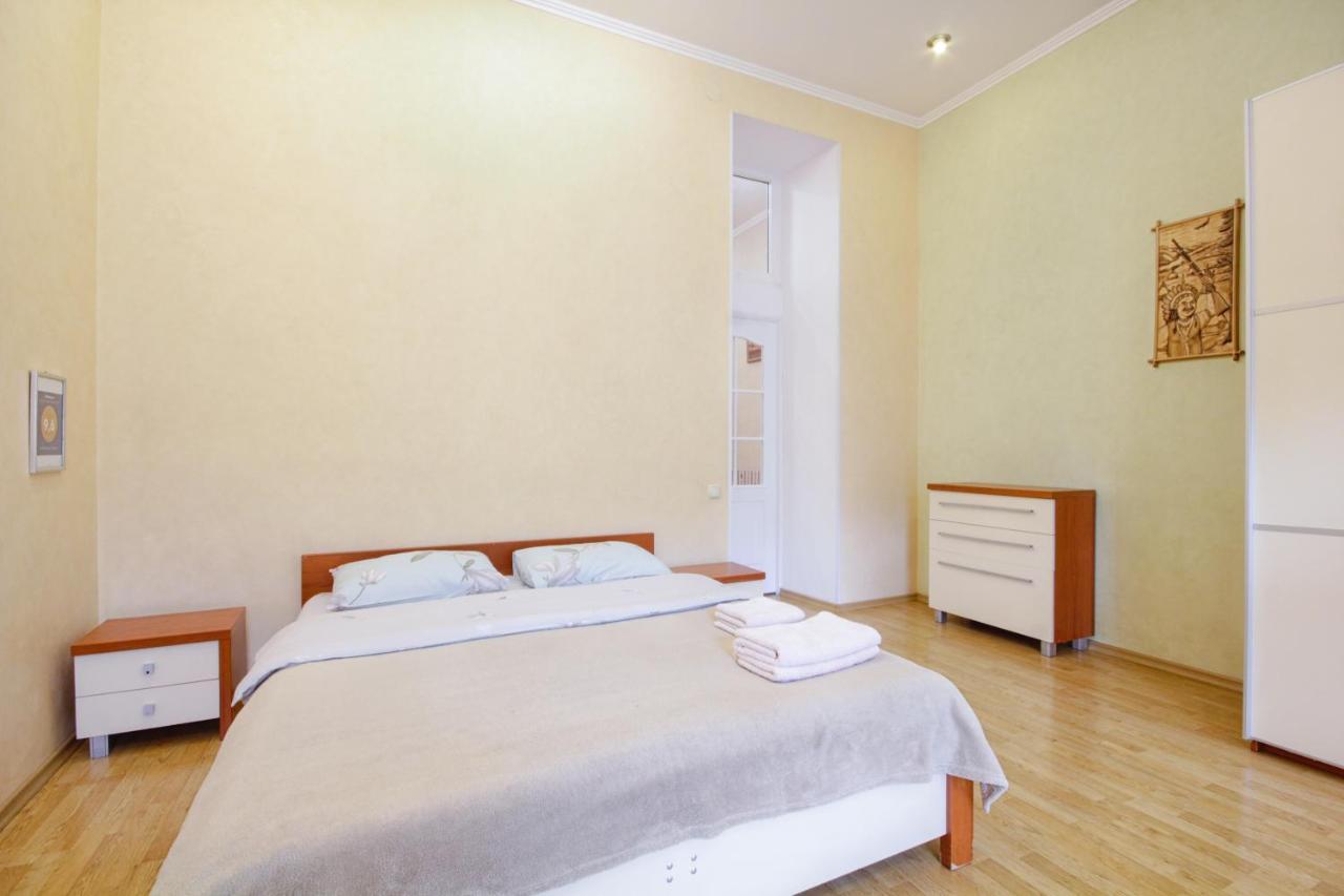 Pushkinskaya 14 Aparts Apartamento Odessa Exterior foto
